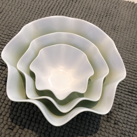 Retro 70’s style nesting snack bowls - Picture 8 of 8